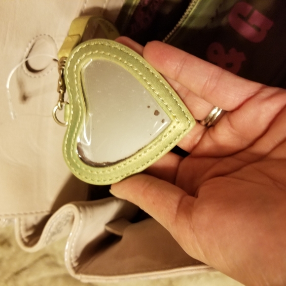 Juicy Couture Large Handbag - Picture 3 of 16